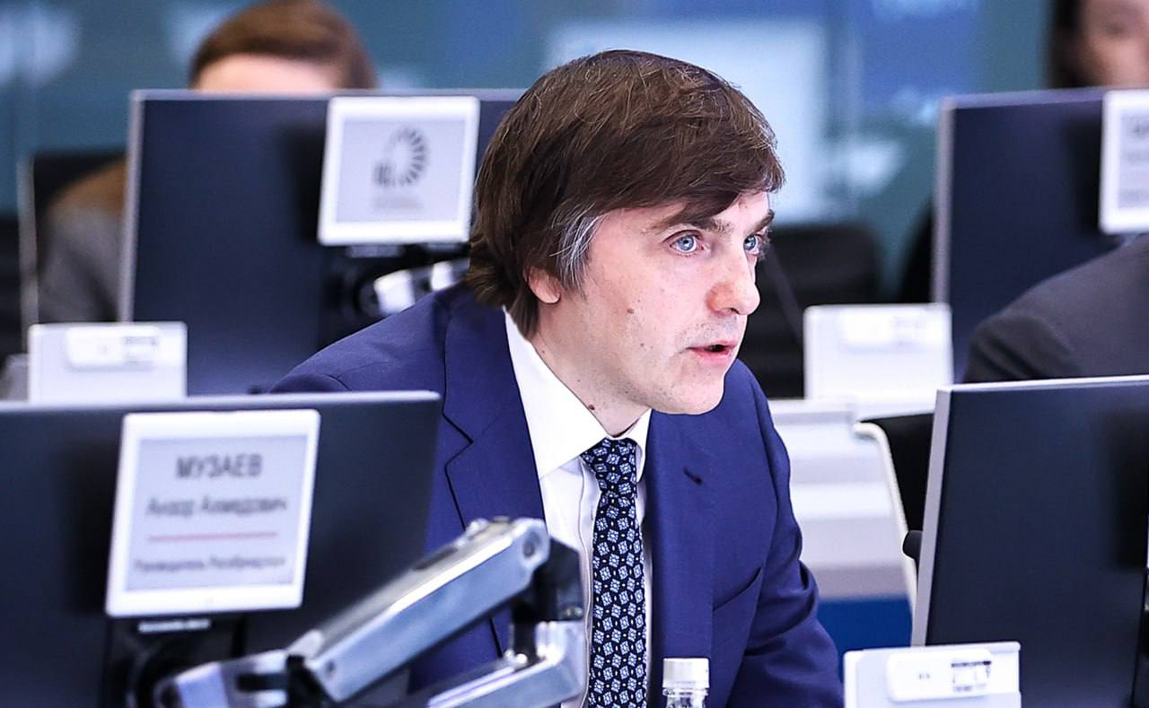 Министр просвещения Кравцов